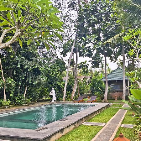 Wana Ukir Ubud Exteriör bild