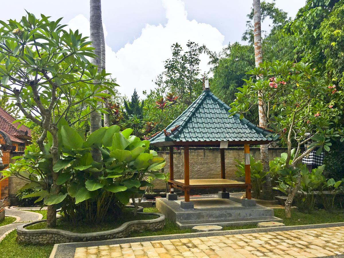 Wana Ukir Ubud Exteriör bild