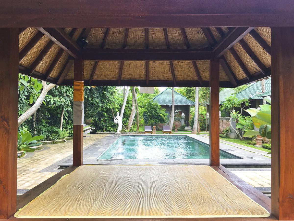 Wana Ukir Ubud Exteriör bild